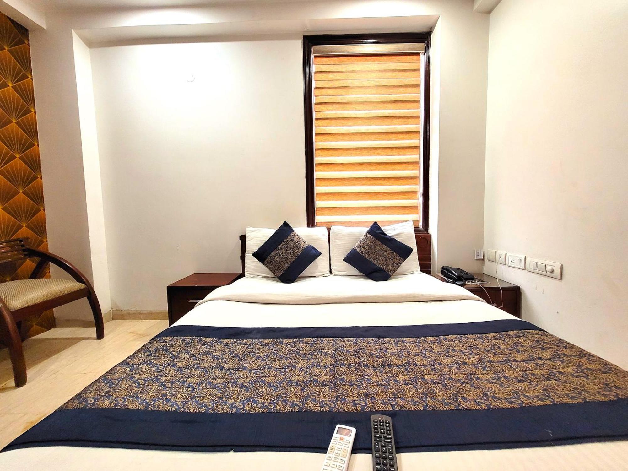 Hotel The Daanish Residency - Karol Bagh New Delhi Exterior photo